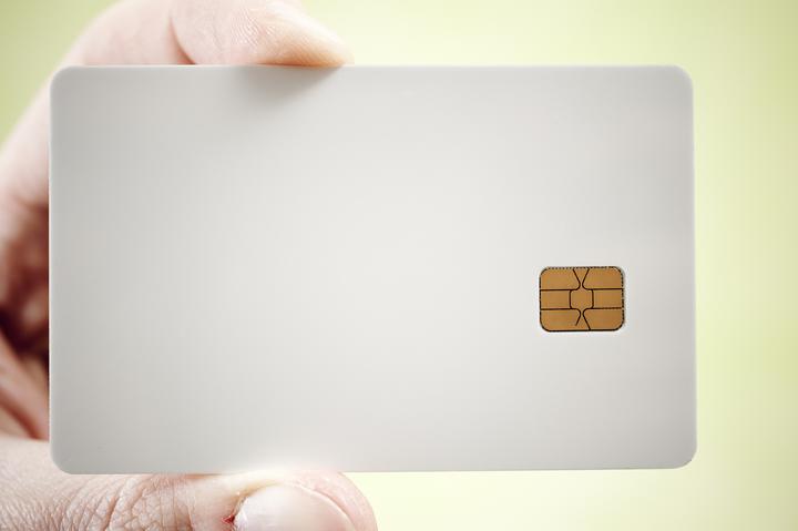 温州警方实施“断卡”行动 1.3万张手机卡被关停