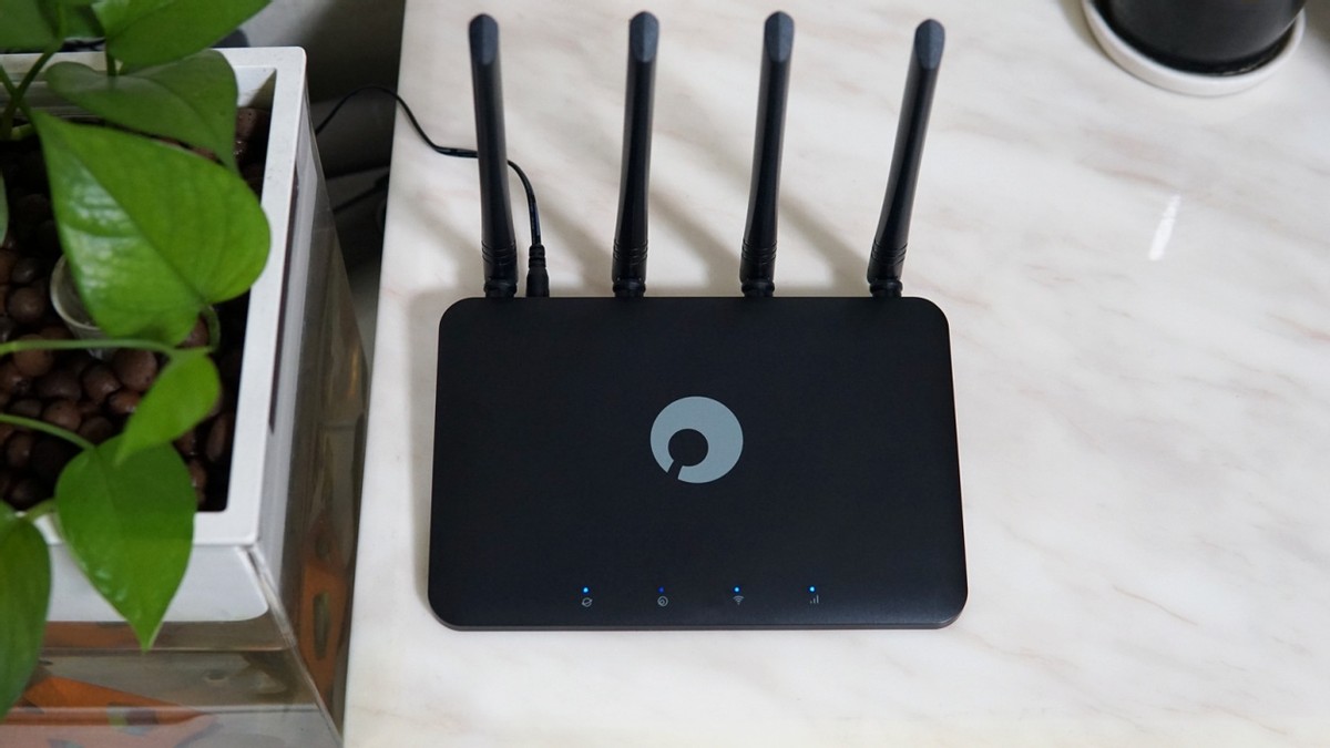 好用不贵，真的实惠，蒲公英4G插卡无线路由器X4C